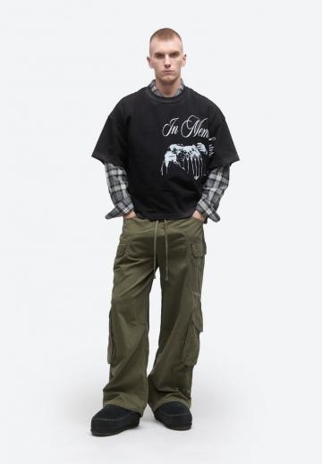 Брюки с накладными карманами