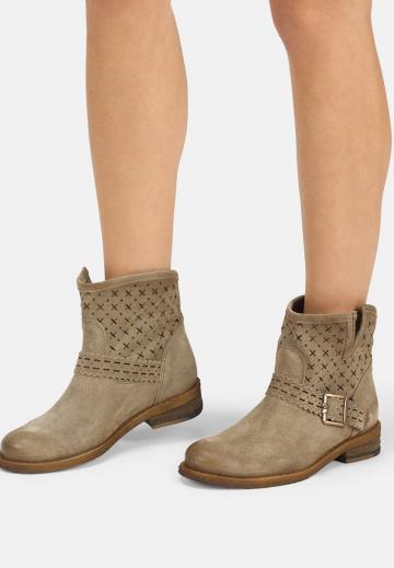 Ковбойские сапожки