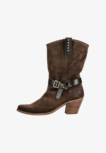 Ковбойские сапоги