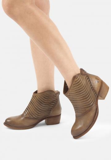 Ковбойские сапожки