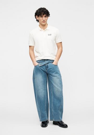 Прямые джинсы