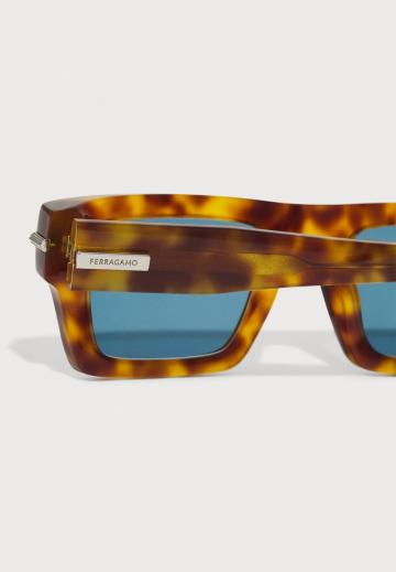 Солнечные очки