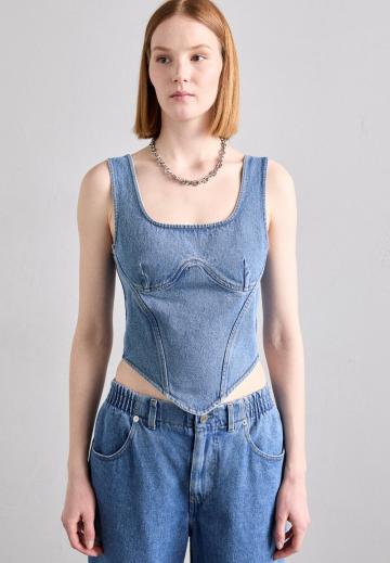 Джинсовая жилетка