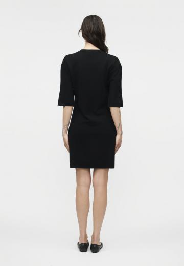 Вязаное платье