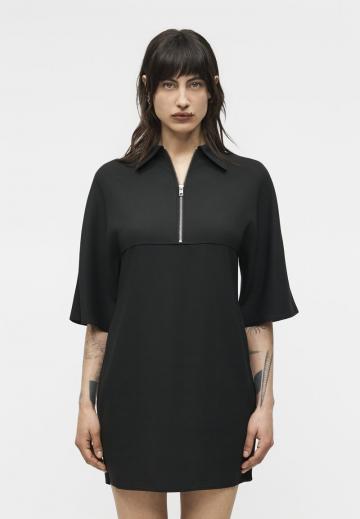 Короткое платье