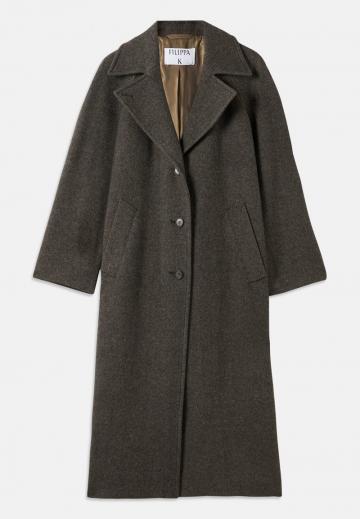 Шерстяное пальто