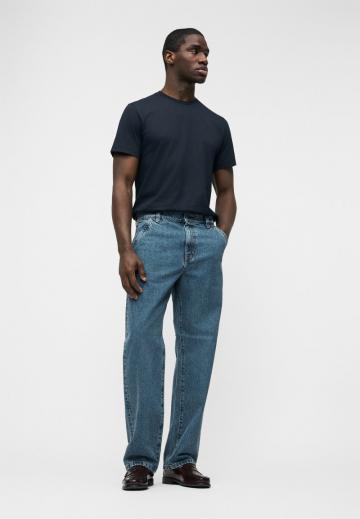 Прямые джинсы