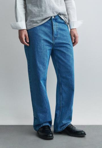 Прямые джинсы