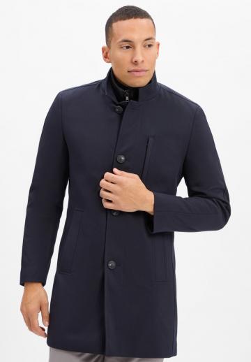 Короткое пальто