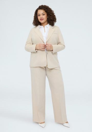 Короткое пальто