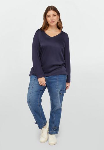 Атласная блузка