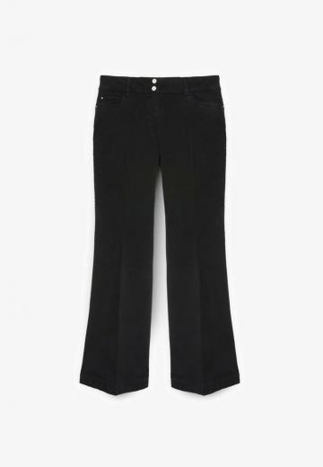 Клешеные джинсы