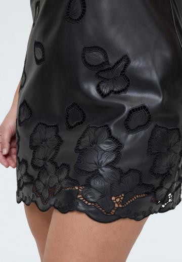 Короткое платье