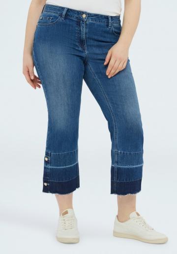 Короткие джинсы