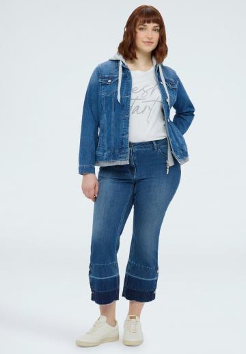 Короткие джинсы