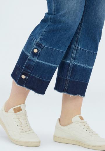 Короткие джинсы