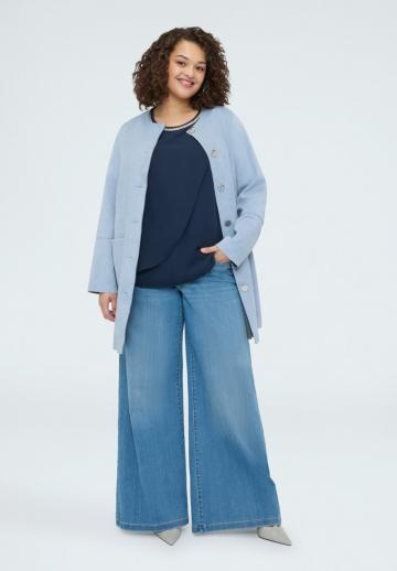 Короткое пальто