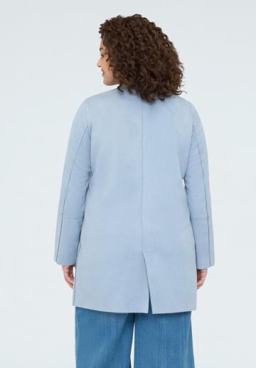 Короткое пальто