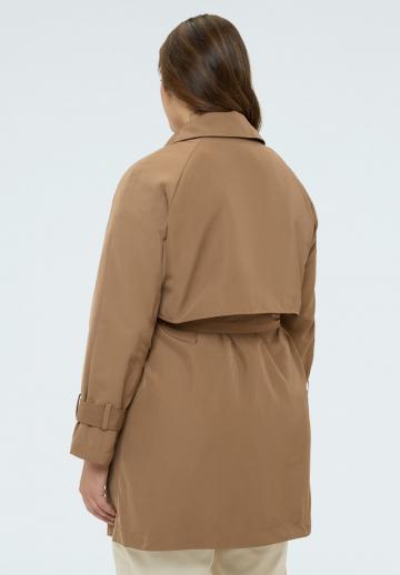 Короткое пальто