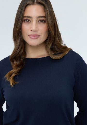 Длинный пуловер