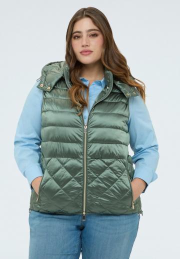 Стеганый жилет