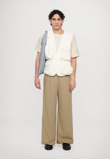 Пуховой жилет