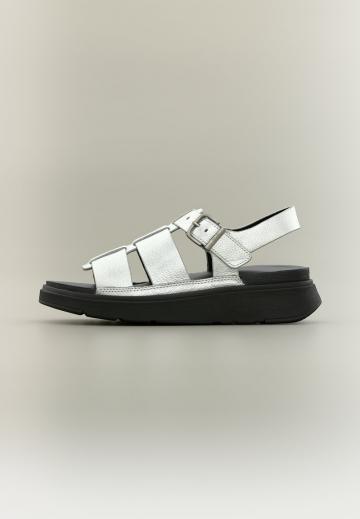 Босоножки на танкетке