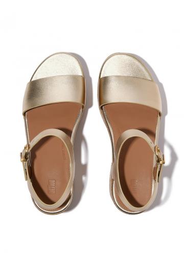 Босоножки на танкетке