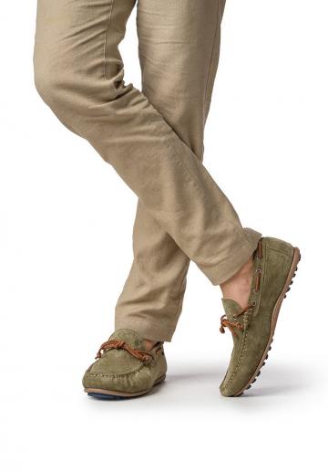 Ботинки на шнуровке