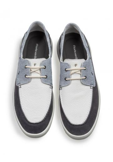 Ботинки на шнуровке