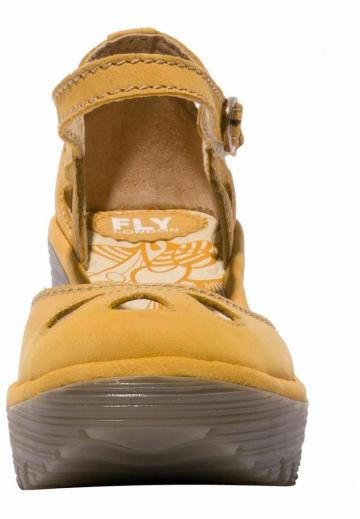 Туфли на танкетке