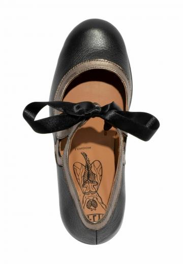 Туфли с ремешком