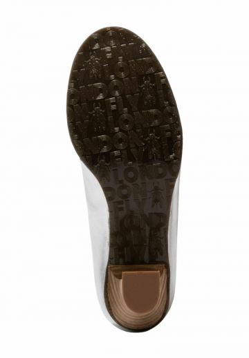 Туфли с ремешком