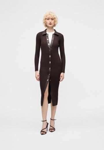 Вязаное платье