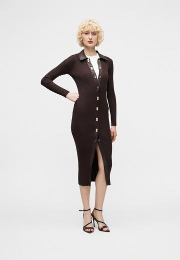 Вязаное платье