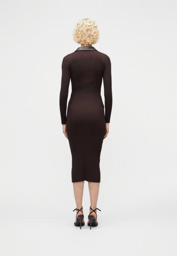 Вязаное платье