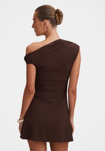 Короткое платье