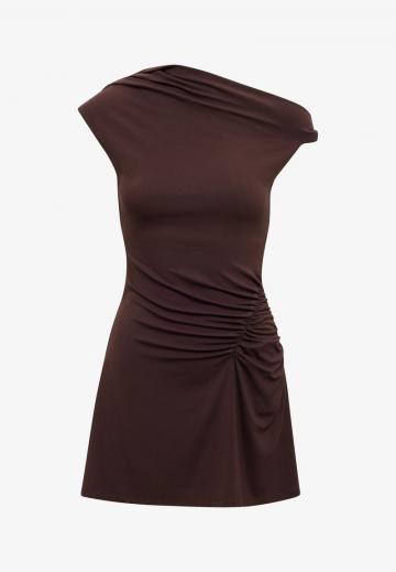 Короткое платье