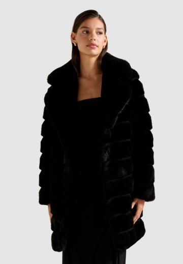 Короткое пальто