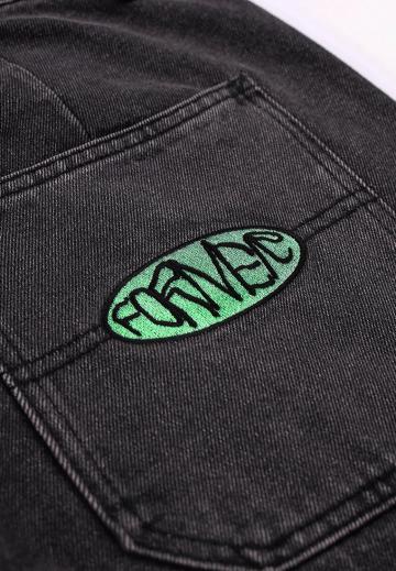 Прямые джинсы