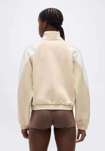 Спортивная толстовка