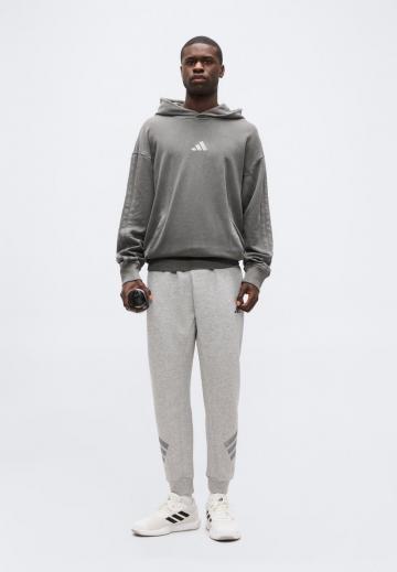 Спортивная кофта