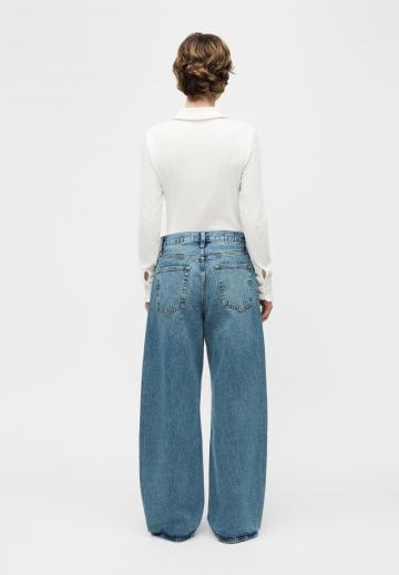 Свободные джинсы