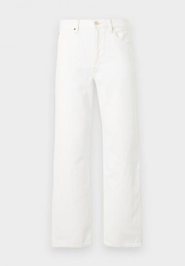 Джинсы бойфренда