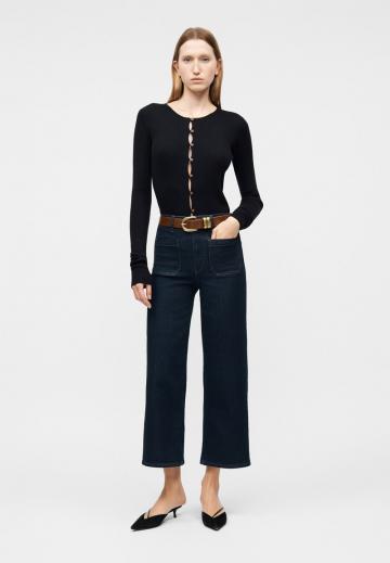 Короткие джинсы