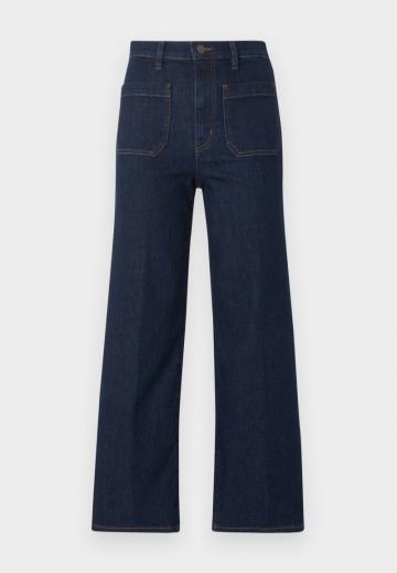 Короткие джинсы