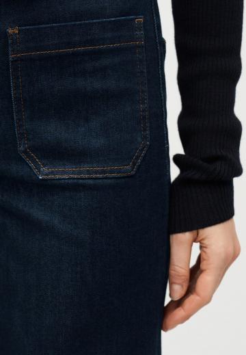 Короткие джинсы