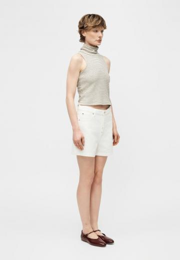 Джинсовые шорты