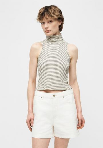 Джинсовые шорты