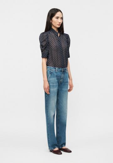 Прямые джинсы